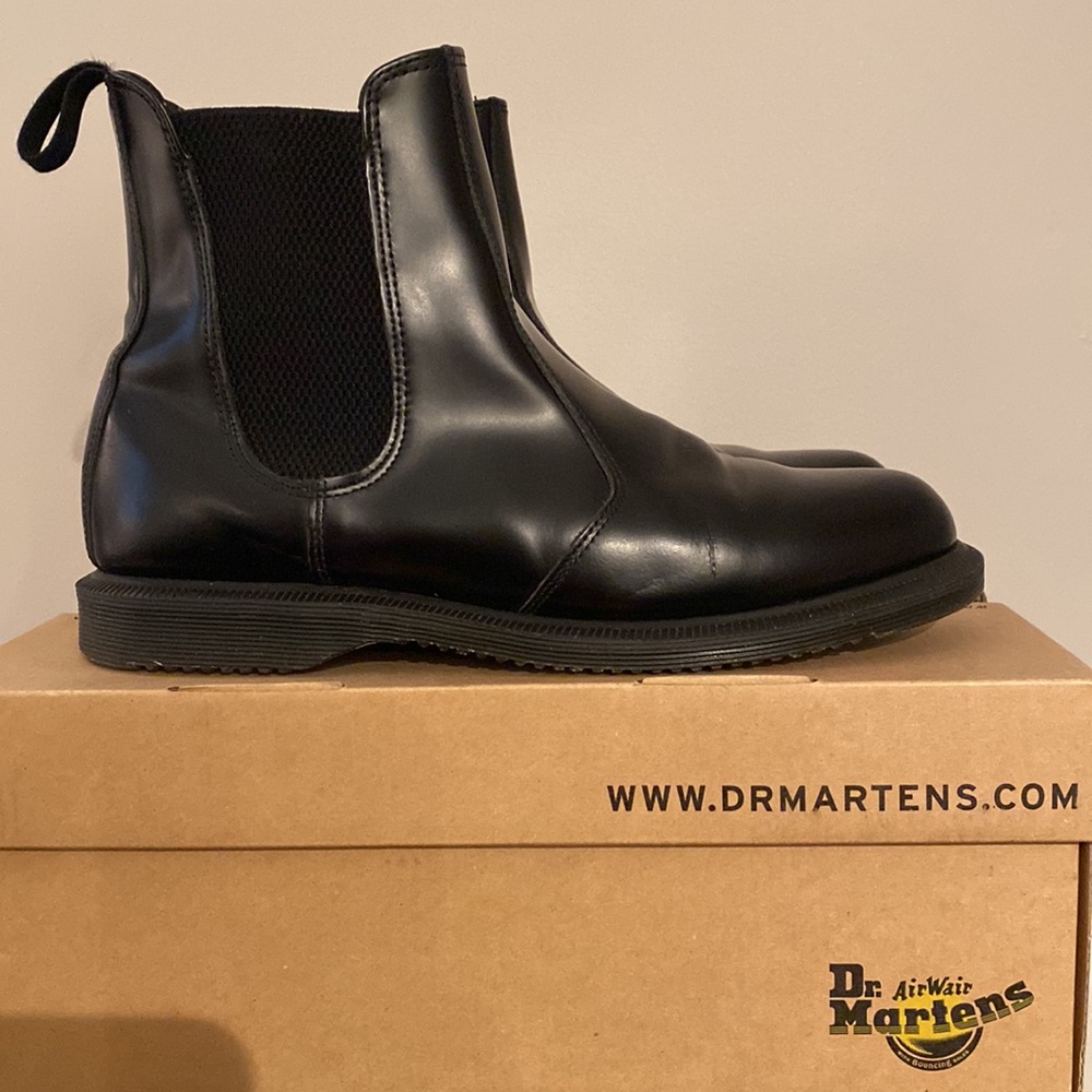 Doc Martens Flora Chelsea Boot
